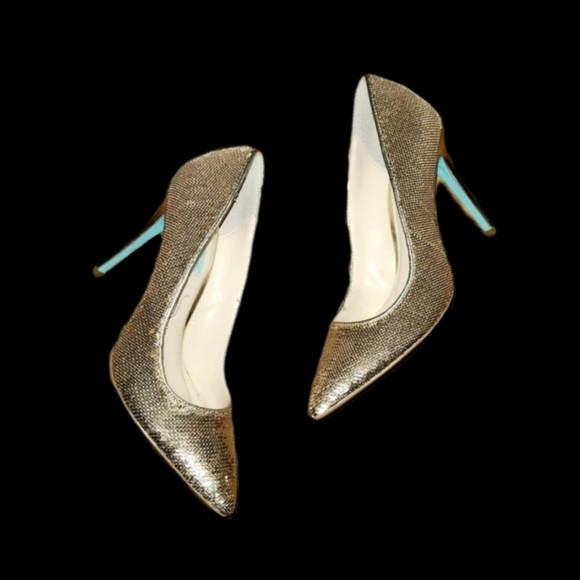 Betsey Johnson Shoes - Betsey Johnson Gold Pumps